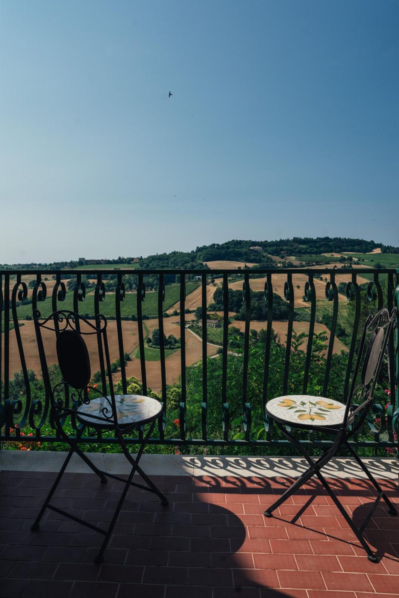 Locanda Dolcevita Dozza Kültér fotó